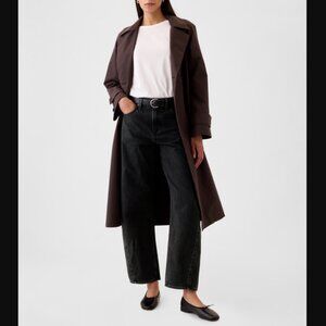 NWT High Rise Barrel Jeans Color Black